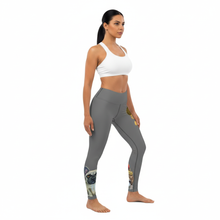 Load image into Gallery viewer, Model standing pose